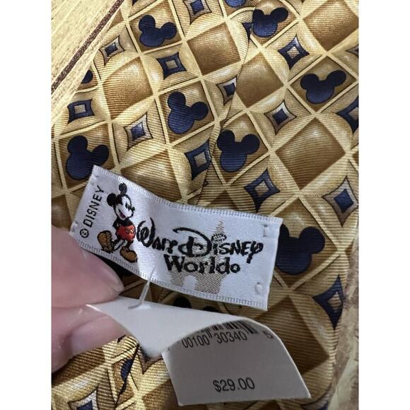 Vintage Disney World Mickey Mouse Mens Tie Silk - Picture 8 of 9